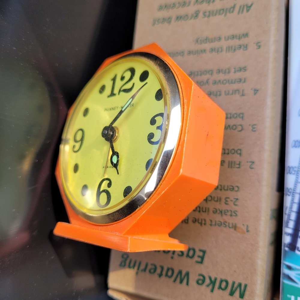 Clocks - Picture 4 of 6